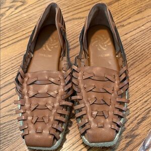 Sam & Libby Brown Woven Huarache Style SlipOn VeganLeather Sz 8.5 Coastal Cowboy